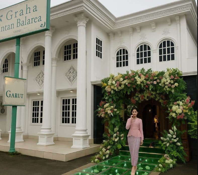 Pernikahan Serasa Istana: Interior Graha Intan Balarea Bikin Tamu Terkesima di Garut
