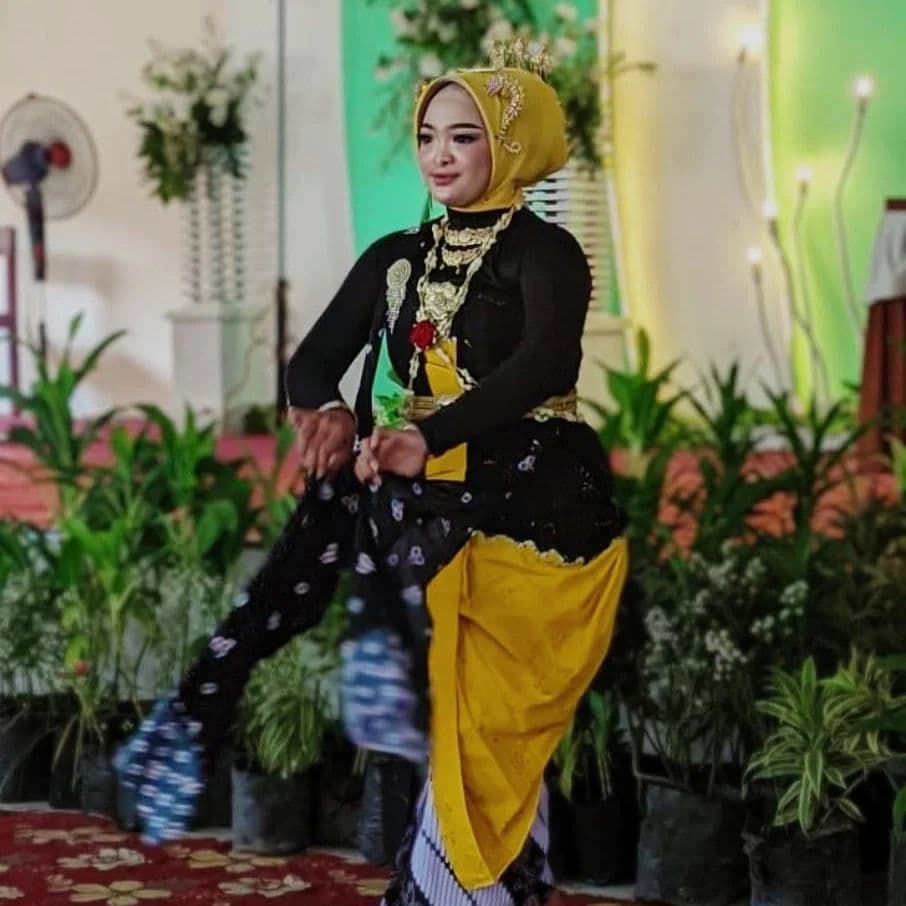 busana tari gambyong
